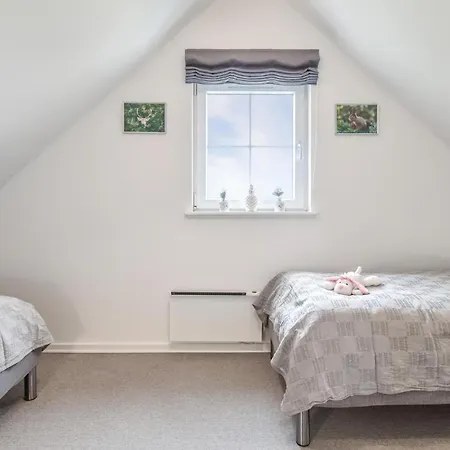 Vakantiehuis Three-Bedroom Holiday Home in Brenderup Fyn *