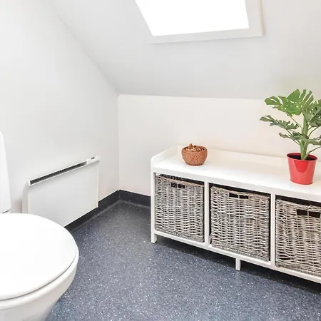 Feriehus Three-bedroom In Brenderup Fyn