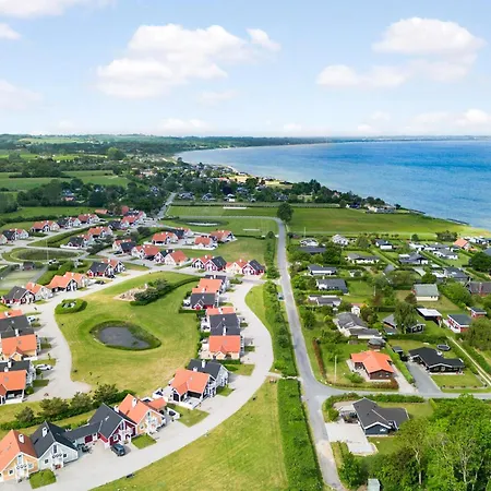 3 Bedroom Beautiful In Brenderup Fyn Semesterbostad *